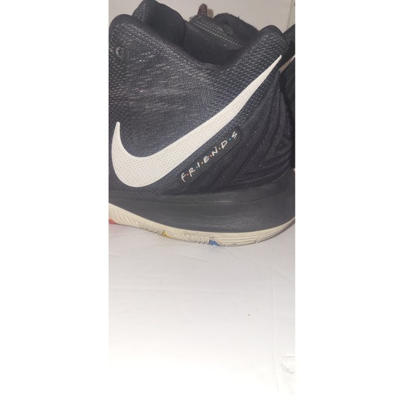2019 Used NIKE KYRIE 5 V IRVING FRIENDS Missing‎ One Sole CRIMSON Men's 12. - Picture 10 of 11